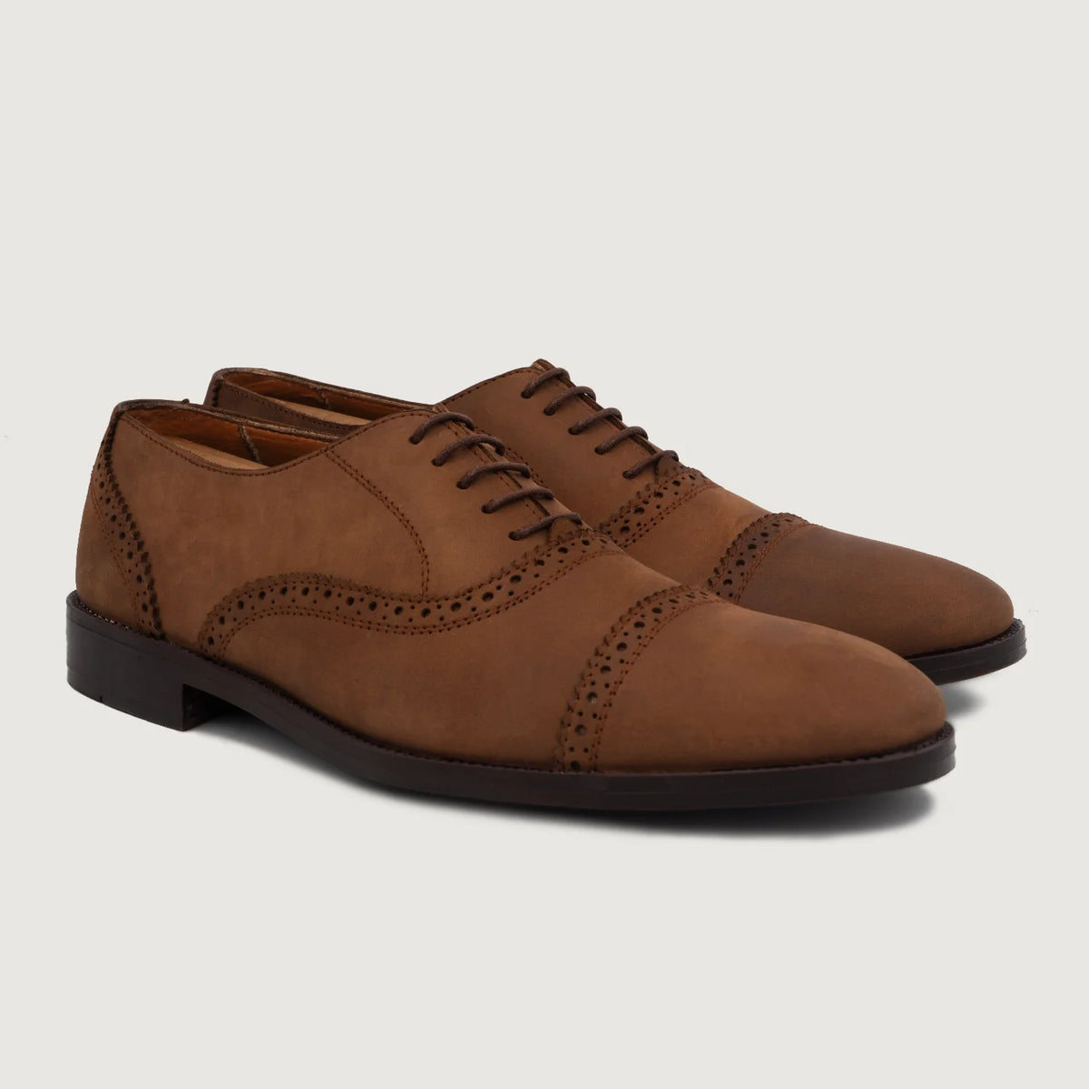Men's Greyson Brogues Oxford Oil Pull-up Brown Leather Shoes in Brown Full-Grain Leather - Lateral Side Profile View | Buy Online