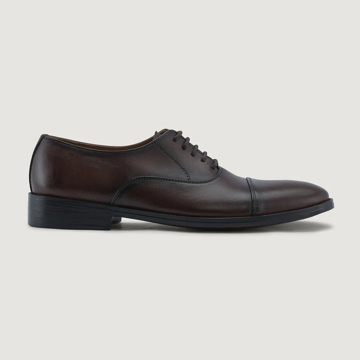 Burnished Brown Full-Grain leather Shoes - Goodyear Welt Construction & Front Toe Box Detail