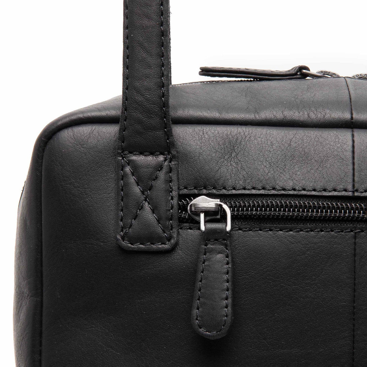 
Fenno Full-Grain Leather Shoulder Bag - Structured Side Profile Showing Gusset Depth & Expansion Capacity